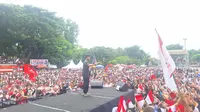 Ketua Umum Partai Solidaritas Indonesia (PSI), Kaesang Pangarep menggelar kampanye akbar di Sidoarjo, Jawa Timur, Selasa (23/1/2024). (Lizsa Egeham/Liputan6.com).