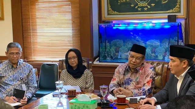 Kunjungan Menlu Retno ke kantor PBNU menemui Ketua PBNU Said Aqil Siradj pada Selasa (11/2).