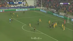 Berita video highlights Liga Champions 2017-2018, APOEL Nicosia vs Borussia Dortmund dengan skor 1-1. This video presented by BallBall.