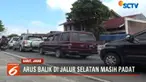 Lalu lintas di jalur selatan Garut masih padat meski sudah memasuki H+8 Lebaran.