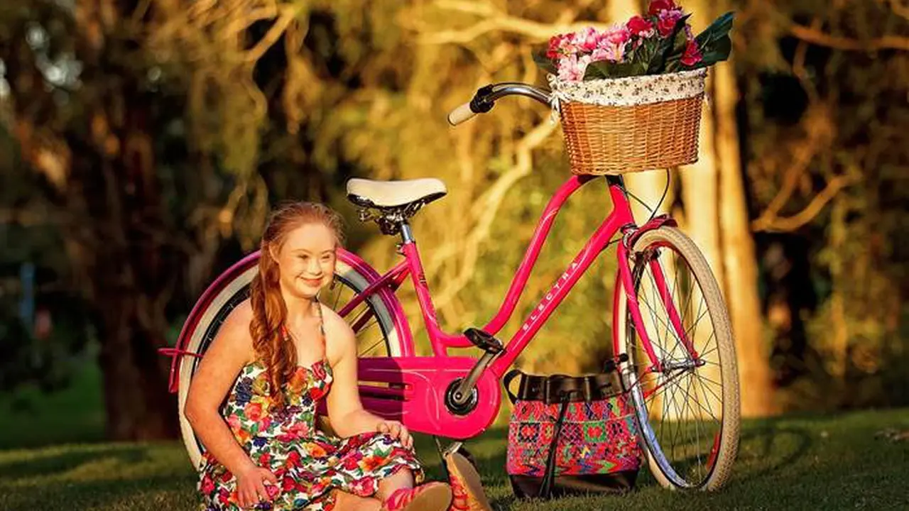 Madeline, Gadis Disabilitas yang Jadi Model Iklan