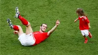 Kabar dari Prancis: Bukti Kasih Sayang Keluarga Para Pemain Wales