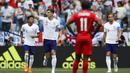 Bek Inggris, John Stones, merayakan gol yang dicetaknya ke gawang Panama pada laga grup G Piala Dunia di Stadion Nizhny Novgorod, Nizhny Novgorod, Minggu (24/6/2018). Babak pertama Inggris unggul 5-0 atas Panama. (AP/Alastair Grant)