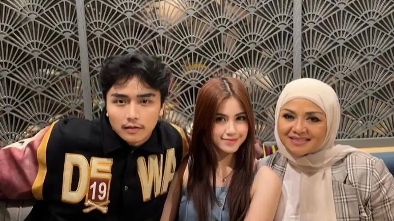 Beredar sebuah video viral di sosial media (sosmed) berdurasi singkat hanya 12 detik yang memerlihatkan putra Willy Dozan bernama Leon Dozan.