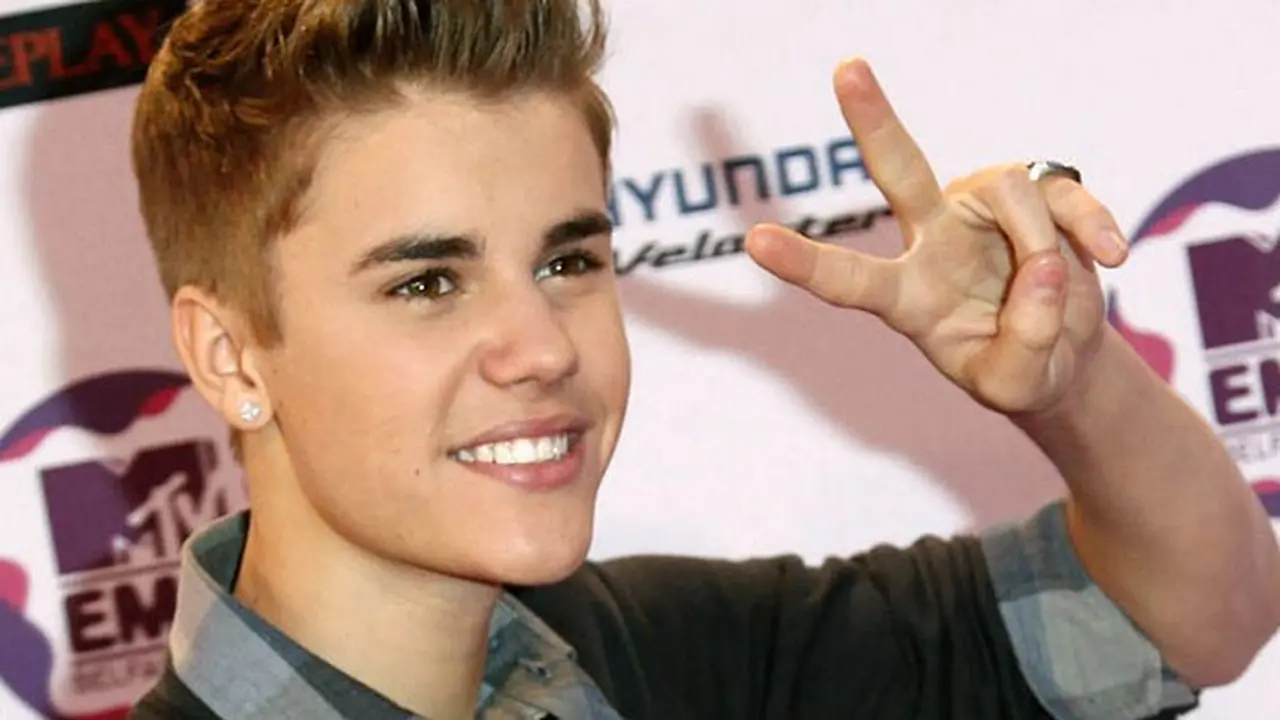 bieber-130905c.jpg