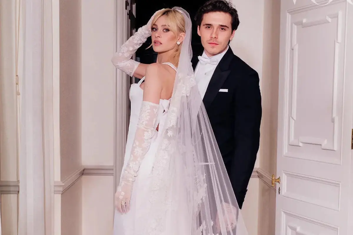 Brooklyn Beckham dan Nicola Peltz Sumbang Hadiah Pernikahannya untuk Ukraina