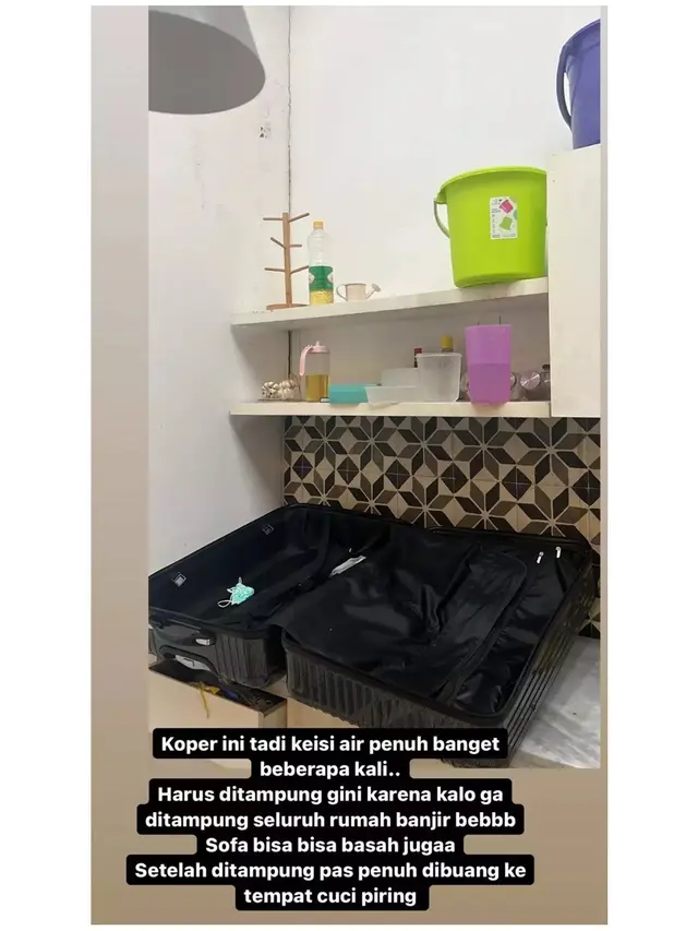 6 Potret Penampakan Atap Bocor Ini Bikin Elus Dada, Rumah Jadi Tidak Estetik