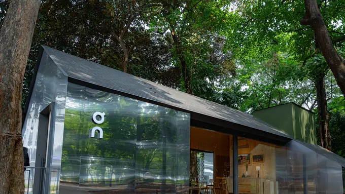 Destinasi Komunitas Baru di Tengah Hutan Kota GBK, Bisa Bersantai Selepas Olahraga hingga Belanja Sepatu