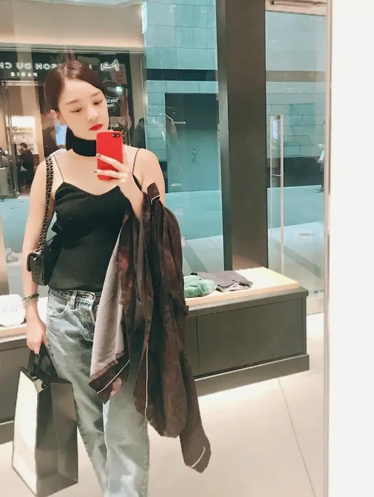 Drama Jugglers sendiri menayangkan episode terakhirnya pada 23 Januari di stasiun TV KBS2 pada pukul 22.00 waktu setempat. (Foto: instagram.com/koohara__)