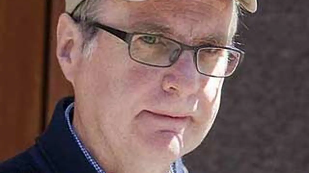 110418bpaul-allen.jpg