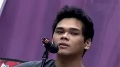 The Overtunes membawakan lagu Dunia Bersamamu dalam acara inBox SCTV (13/01/2015).