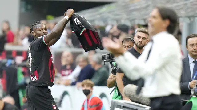 Foto: Rafael Leao Tak Terbendung, AC Milan Bungkam Inter Milan di Liga Italia