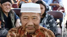 Cahyono sempat terkena stroke ringan. Namun, kondisinya sempat membaik. Hingga akhirnya pada sebulan lalu, Cahyono menderita komplikasi jantung dan diabetes.