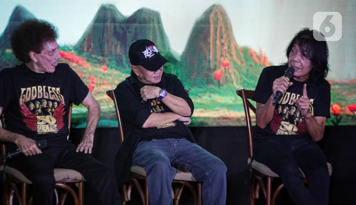 Video klip ‘Musisi’ akan digarap sineas muda asal Bali Erik Est dan technical director Ezekiel Rangga. Direktorat Jenderal Kebudayaan bersama God Bless rencananya juga akan menggelar pameran koleksi masterpiece di salah satu cagar budaya nasional. (Liputan6.com/Faizal Fanani)