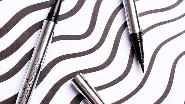 Wardah EyeXpert Optimum Hi-Black Liner
