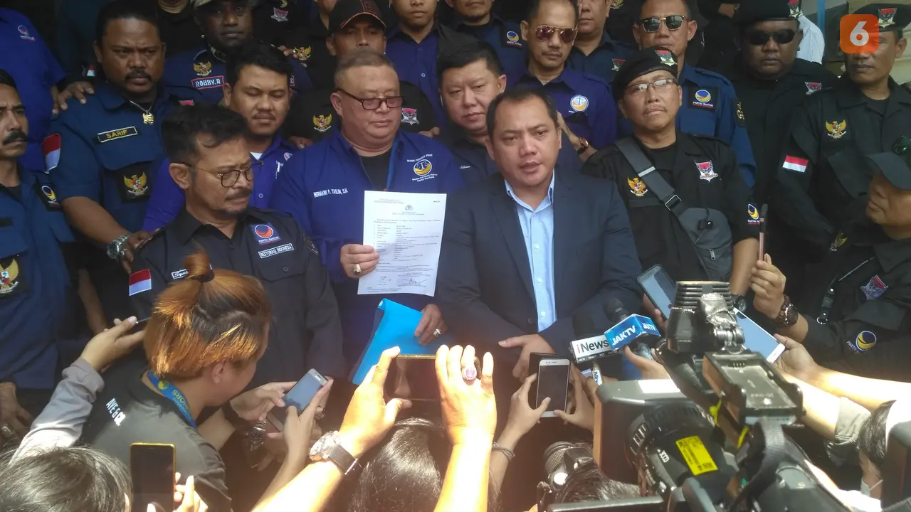 Partai Nasdem melaporkan mantan Menko Kemaritiman Rizal Ramli atas dugaan penghinaan, pencemaran nama baik, dan fitnah terhadap Surya Paloh. (merdeka.com)