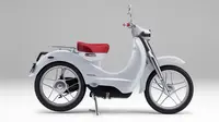 Peralihan Sepeda Motor Konvensional ke Listrik Butuh Waktu Panjang