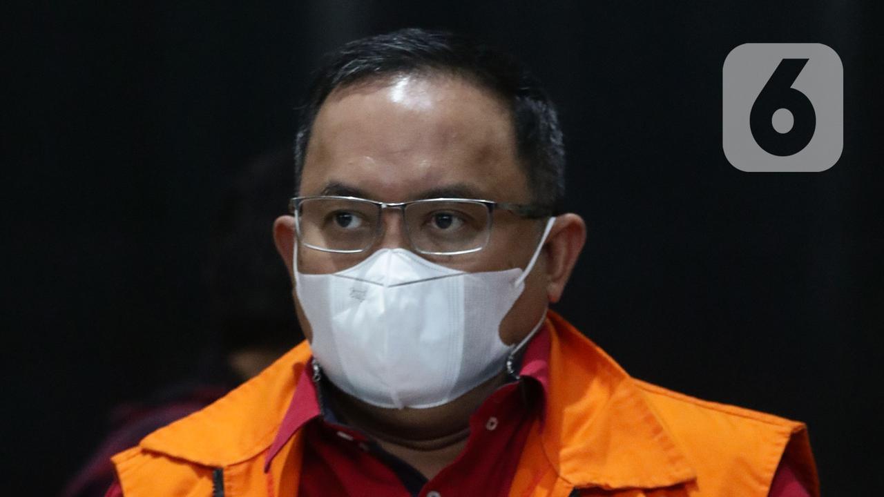 Bupati Musi Banyuasin Dodi Reza Alex Nurdin Ditahan KPK