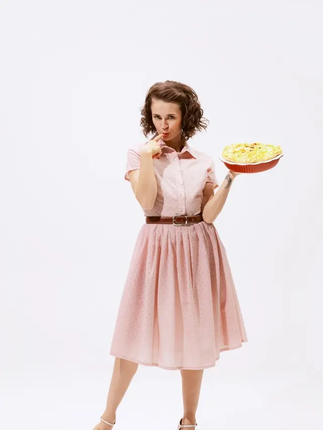 Mengintip Tren Fashion Ikonik Wanita dari Masa ke Masa, Seperti Apa?