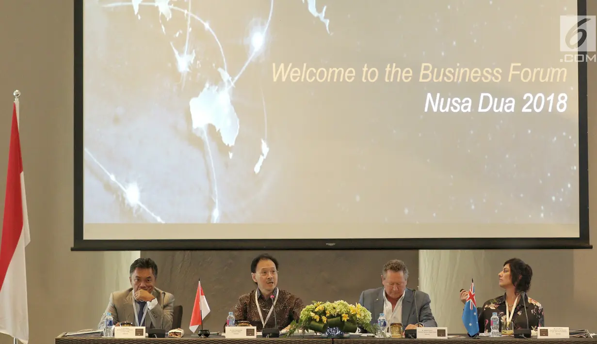 President Commissioner Emtek, Eddy Sariaatmadja dari Indonesia (kedua dari kiri) saat membuka  Process Business Forum 2018, yang diikuti pebisnis dari beberapa negara di Hotel Sofitel Nusa Dua, Bali, Senin (6/8). (Liputan6.com/Johan Tallo)