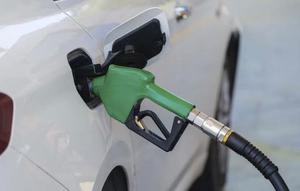 Ilustrasi pengisian BBM kendaraan. (ist)