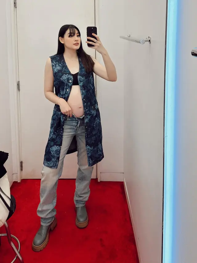 Tampil Stylish, Ini 7 Potret Patricia Devina Pamer Baby Bump