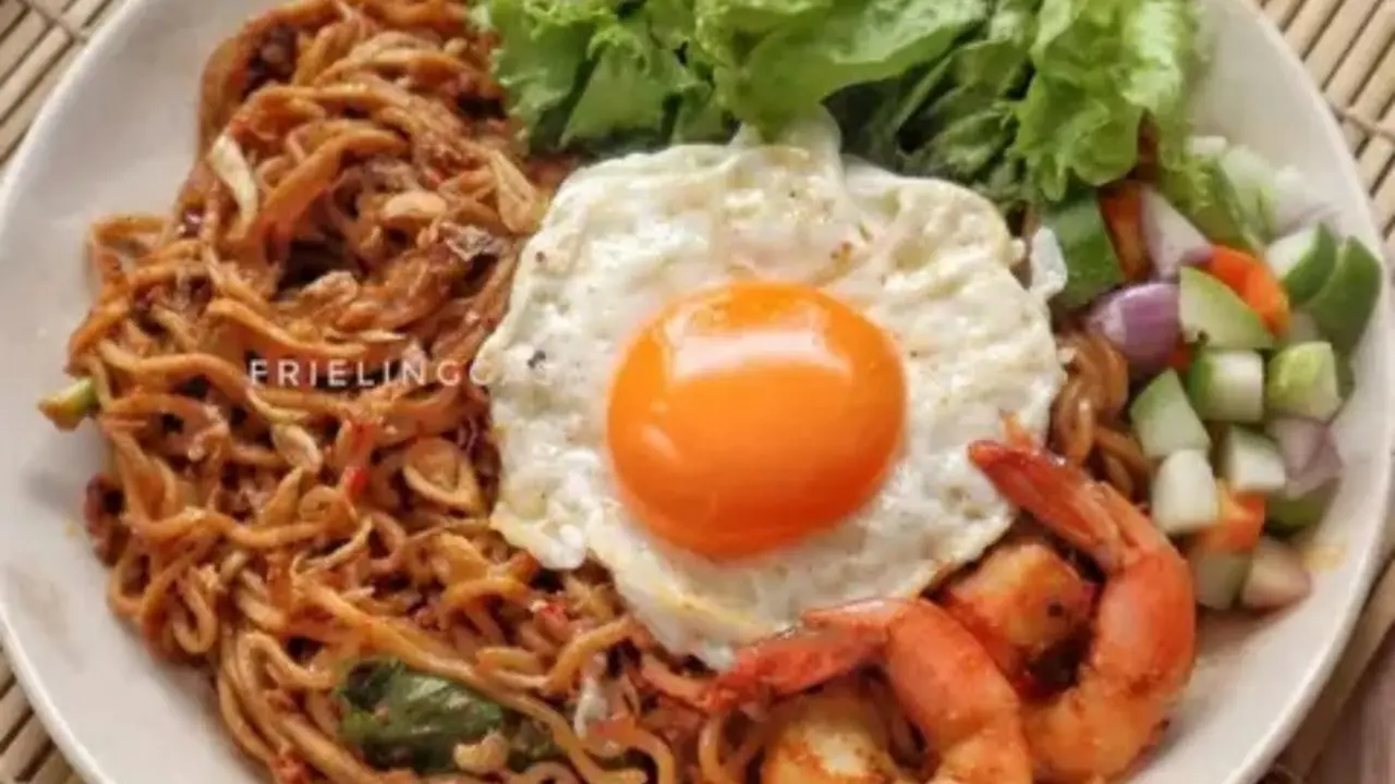 Resep mie bangladesh ala rumahan. (dok. Cookpad @frielinggasit)