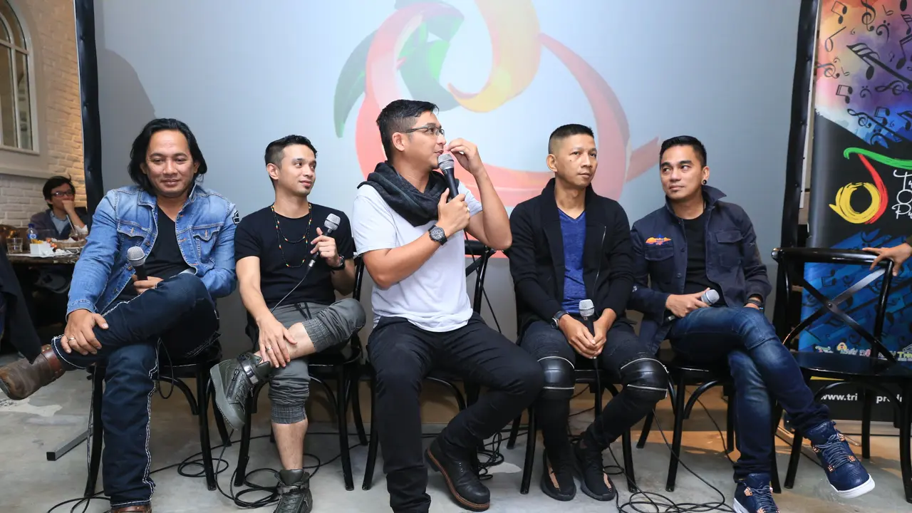 [Bintang] Band Ungu