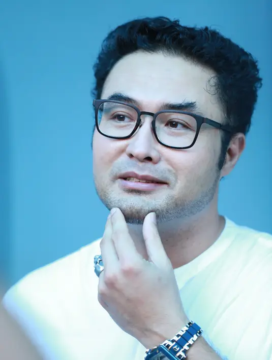 Pasangan Surya Saputra dan Chintya Lamusu baru saja diberi momongan dua bulan silam. Chintya melahirkan sepasang bayi kembar, Ataya Tatjana Aisyah Putri dan Atharva Bimasena Saputra pada 20 November 2016. (Adrian Putra/Bintang.com)