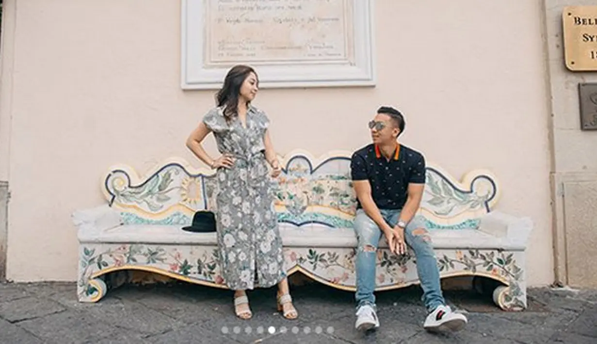 Semakin sering menunjukan kemesraannya lewat foto-foto di media sosial, Nikita Willy dan Indra Priawan Djokosoetono belum juga memberi kabar soal hubungan mereka ke depannya seperti apa. (Instagram/indpriw)