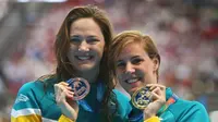 Tidak hanya sekedar berpartisipasi dalam pertandingan, Cate dan Bronte Campbell bahkan mencetak rekor baru bersama tim renang Australia (MSN.com)