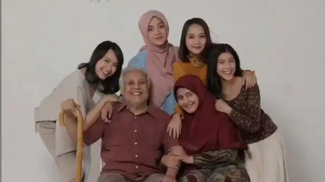 Novia Kolopaking (Foto: Instagram/@noviakolopaking72)