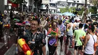 Rupa-rupa Liburan Songkran Thailand, dari Imbauan soal Risiko Tenggelam hingga Warlok Malah Melancong ke China