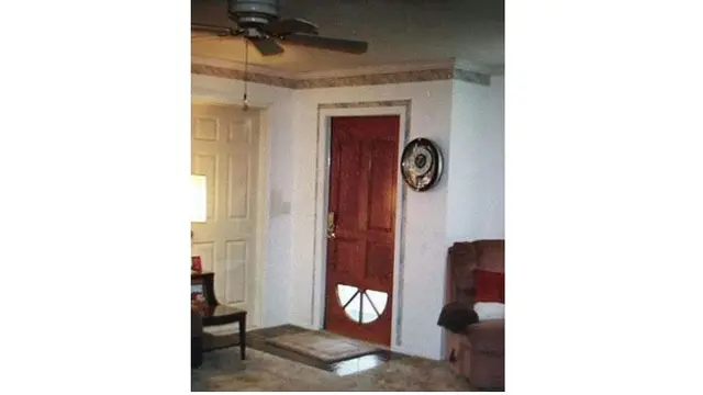 6 Desain Rumah Mewah Tapi Absurd Ini Bikin Geleng Kepala
