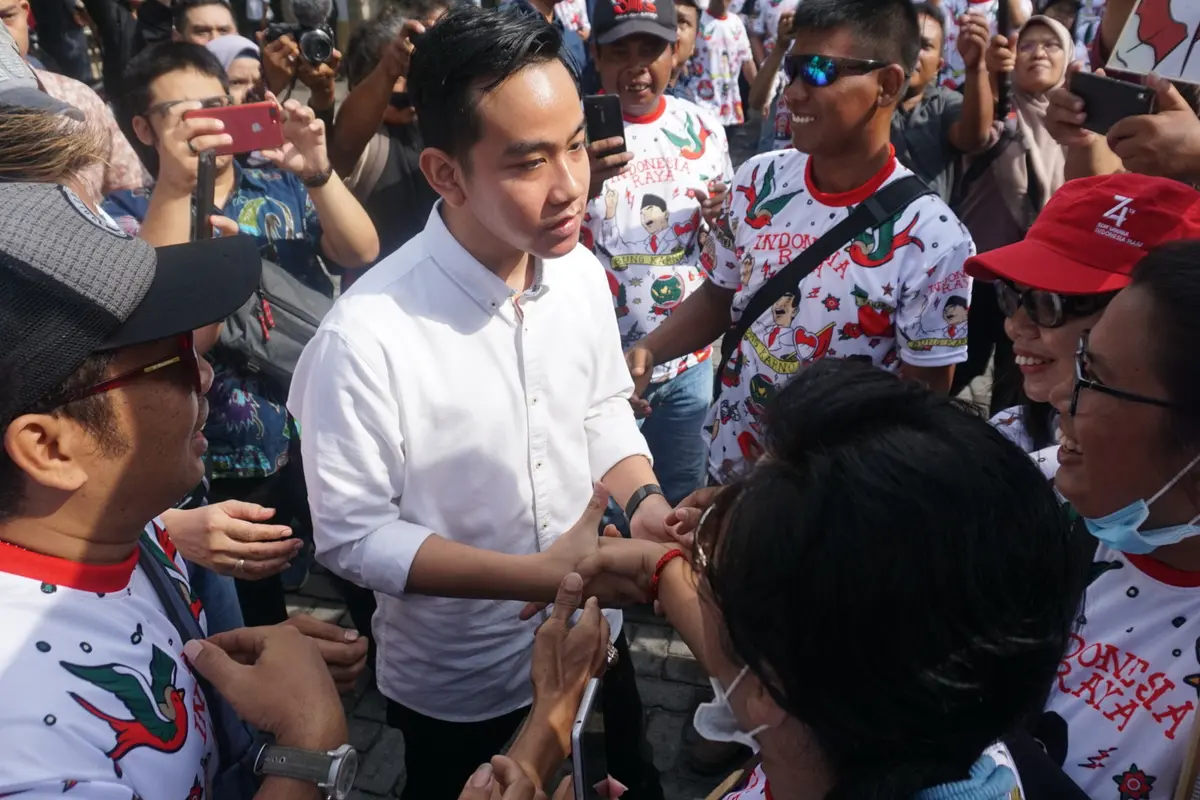 Gibran Berangkat Mendaftar Cawalkot Solo Via DPD PDIP Jateng