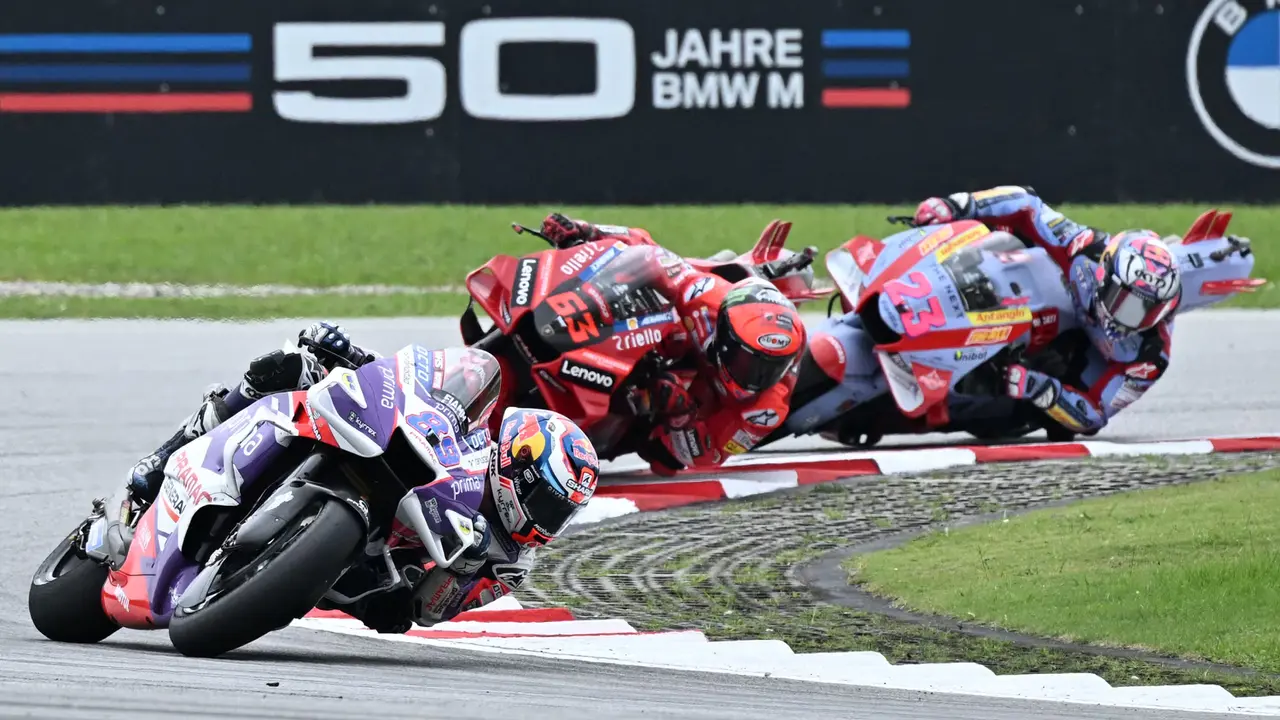 Foto: Francesco Bagnaia Finis Terdepan di MotoGP Malaysia 2022, Cuma Butuh 3 Poin Lagi di Valencia untuk Juara Dunia