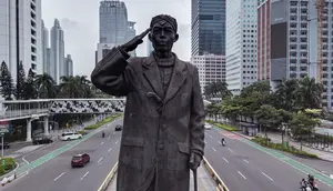 Pramono Batal Pindahkan Patung Jenderal Sudirman