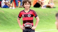 Lucianinho, bocah yang dianggap banyak pihak memiliki kemampuan sepadan Lionel Messi dan Cristiano Ronaldo.  (Jornal do Tocantins)
