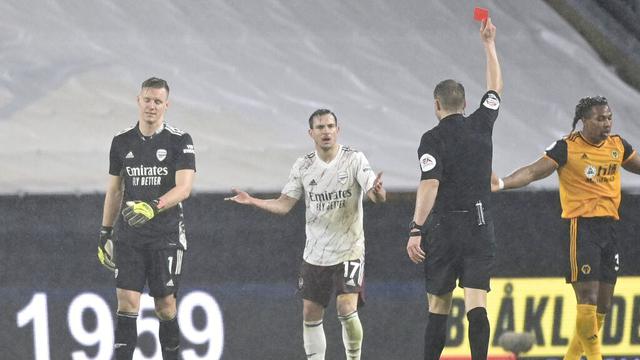 FOTO: Diwarnai Dua Kartu Merah, Arsenal Tumbang di Kandang Wolverhampton Wanderers
