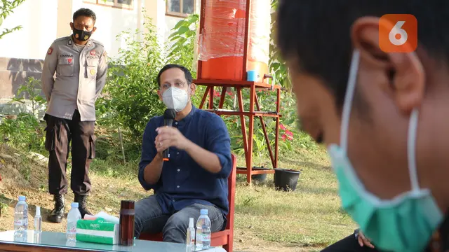dialog antara guru dan Menteri Pendidikan dan Kebudayaan, Nadiem Makarim di Palu