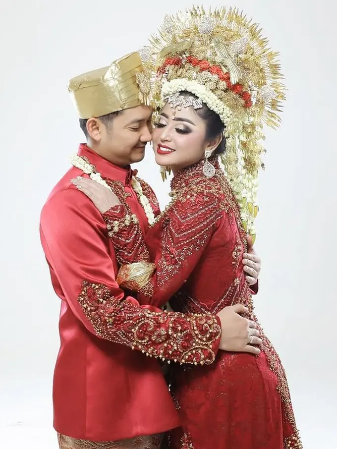 [Fimela] Dewi Perssik dan Angga Wijaya