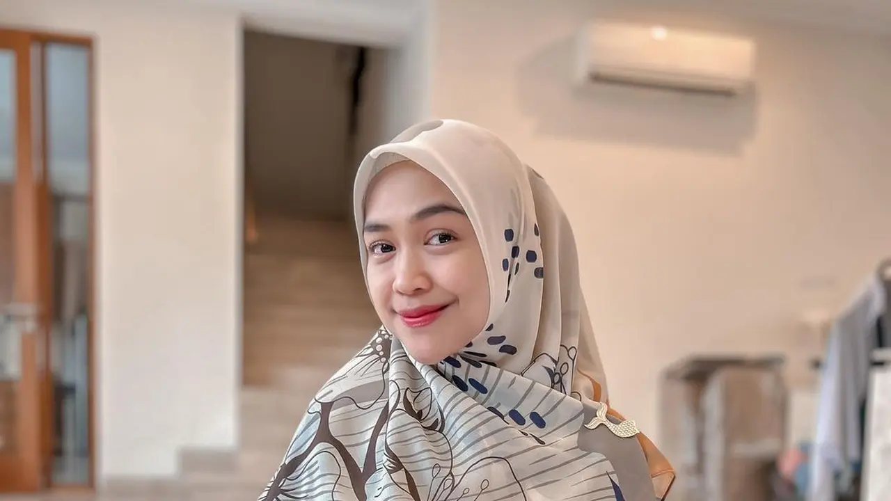 6 Artis Ini Pernah Kepergok Tak Pakai Cincin Nikah, Terbaru Ria Ricis
