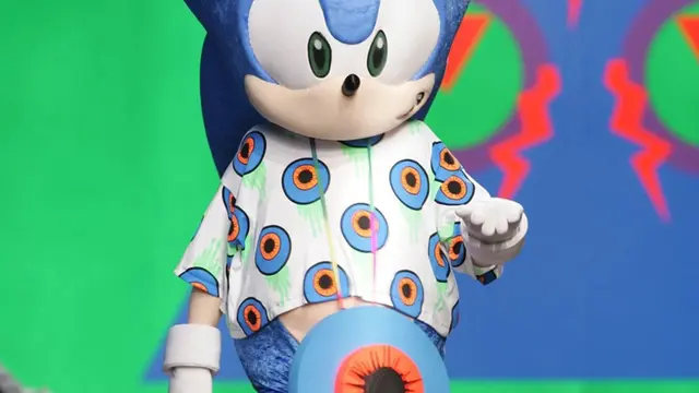 Carri Mundane x Sonic /dok.  Carri Mundane