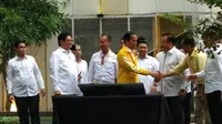 Presiden Joko Widodo menghadiri acara buka puasa bersama dan ngobrol santai bersama relawan Golkar Jokowi (Liputan6.com/ Hanz Jimenez Salim)