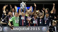 JUARA - PSG Sukses Bungkam Auxerre 1-0 untuk meraih gelar Piala Prancis. (FRANCK FIFE / AFP)
