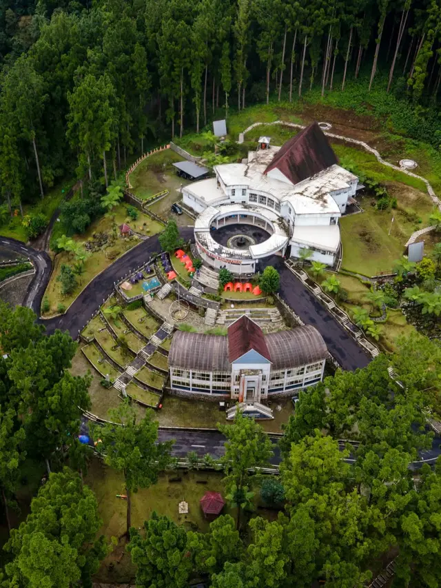 Kebun Raya Baturaden, Surga Hijau bagi Pencinta Flora