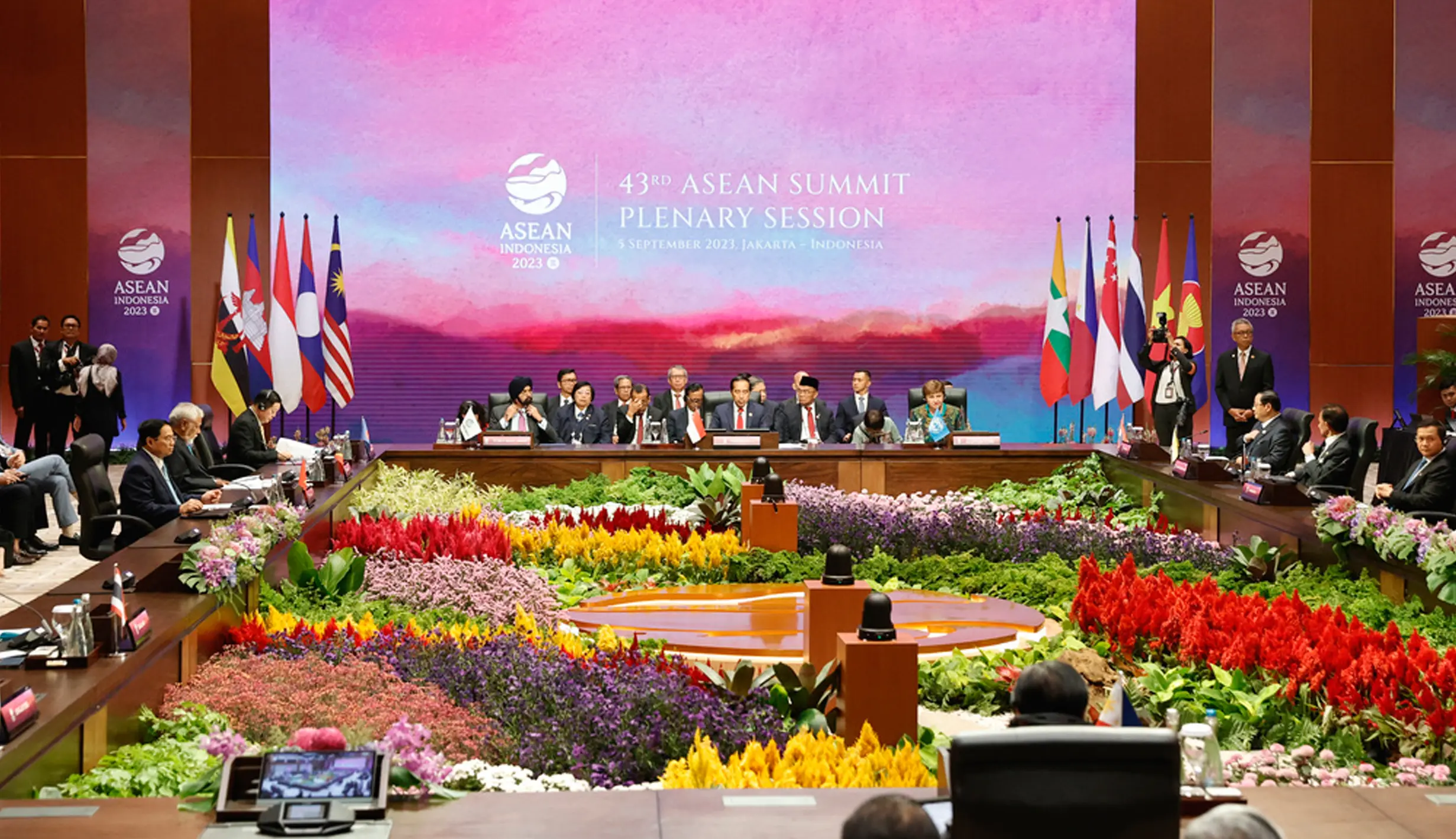 presiden-jokowi-resmi-buka-ktt-asean-2023-foto-liputan6