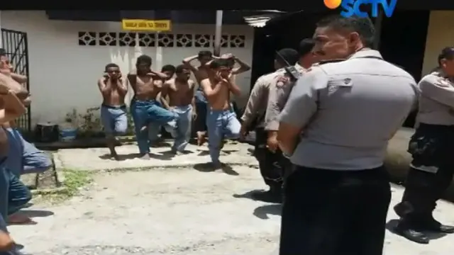 Penyerangan sendiri berawal dari cideranya sejumlah murid STM Kuala Kencana akibat tikaman yang diduga dilakukan murid SMK Petra. 