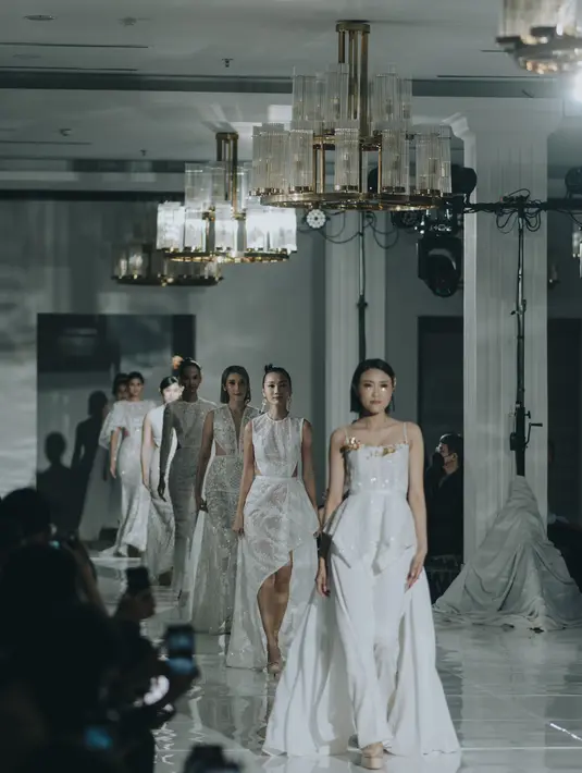 Babak ketiga: Nanti menampilkan koleksi wedding dress yang pernah dikenakan klien Bramanta Wijaya sebelumnya. Foto: Document/Bramanta Wijaya.