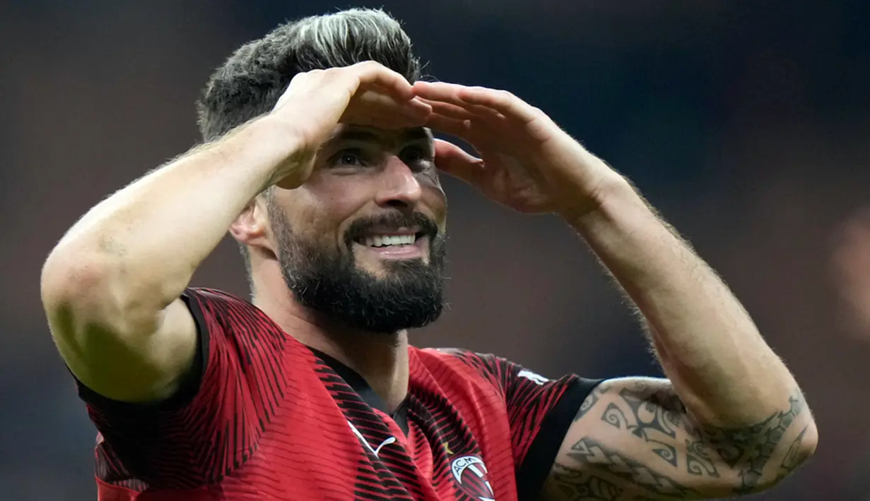 Kemenangan ini selain menjaga peluang lolos ke babak selanjutnya, AC Milan juga membalas kekalahan di laga sebelumnya setelah digasak PSG di Parc des Princes dengan skor telak 0-3 pada matchday ketiga. (AP Photo/Luca Bruno)